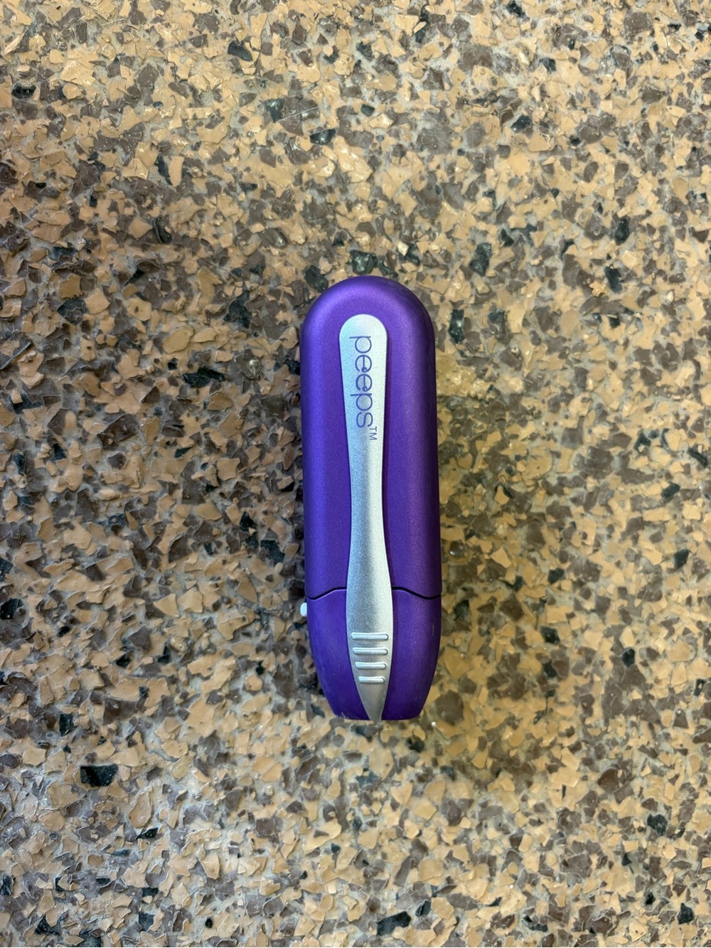 Peeps CarbonKlean Eyeglass Lens Cleaner – Purple